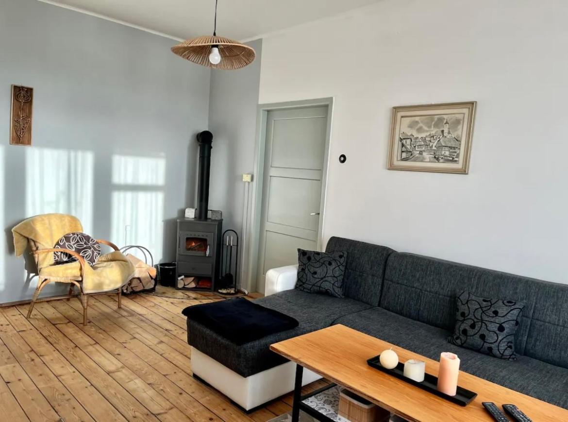 Slunny Byt S Krasnym Vyhledem Apartamento Nové Město nad Metují Exterior foto