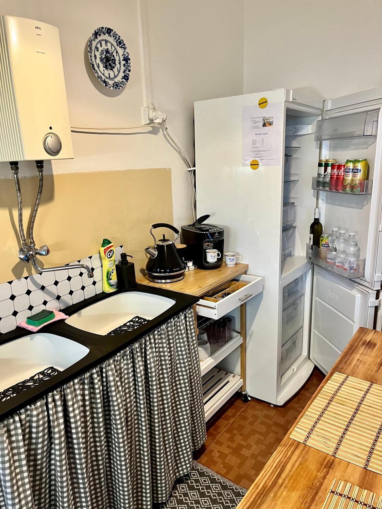 Slunny Byt S Krasnym Vyhledem Apartamento Nové Město nad Metují Exterior foto