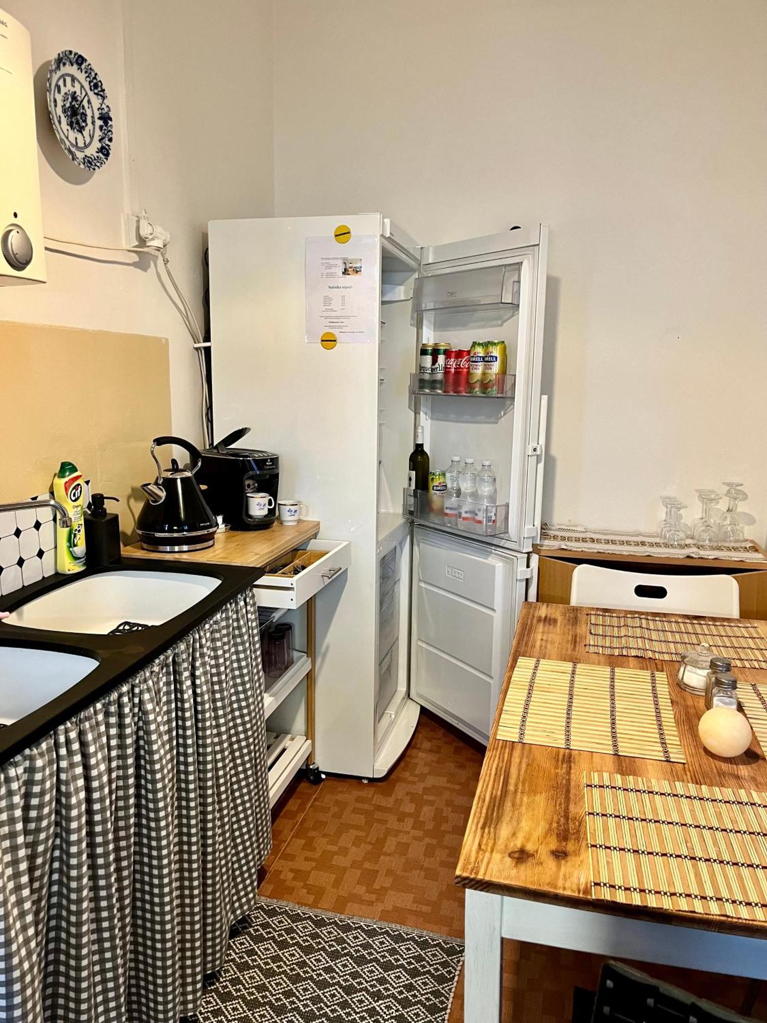 Slunny Byt S Krasnym Vyhledem Apartamento Nové Město nad Metují Exterior foto